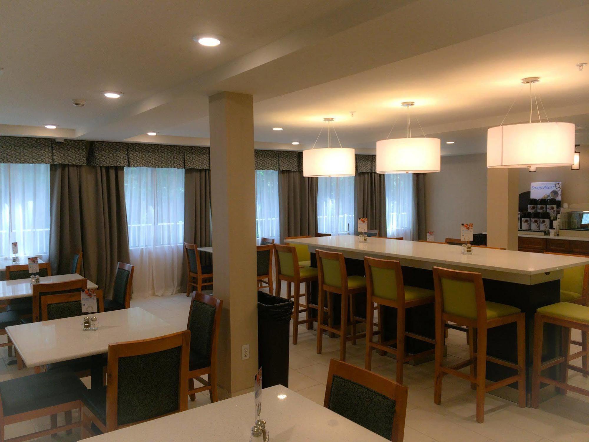 Holiday Inn Express And Suites West Ocean City By Ihg Exterior foto